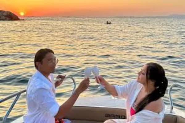 Sunset boat tours from Sorrento: the most magical time to be at sea