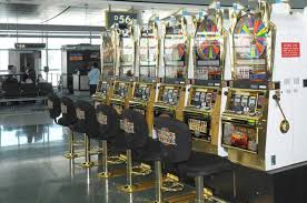Jetlag, airports, and slot machines: why travel and gambling often meet