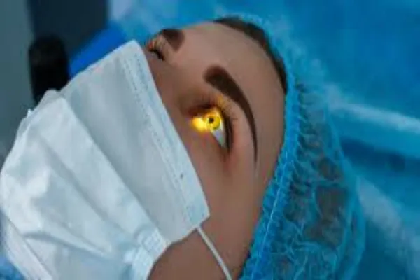 Why Top Surgeons Choose Chicago for Their Own LASIK