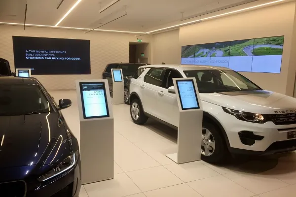 How to Drive Customer Engagement in Dealership Lobbies with Digital Displays