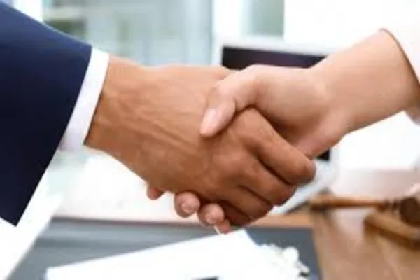 Why Hiring a Public Claims Adjuster Is Crucial for Your Insurance Claims
