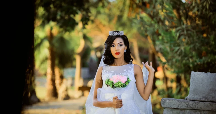 The Essential Timeline for Luxury Bridal Beauty