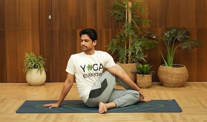 Reducing Everyday Upper-Body Tension With Yoga for Neck Pain and Headache