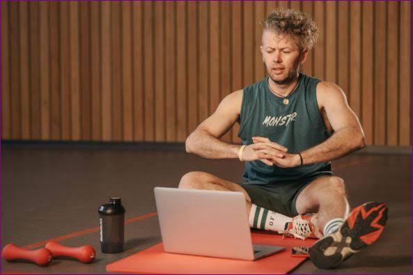 Digital leisure in 2026: how people actually rest when every hour is online